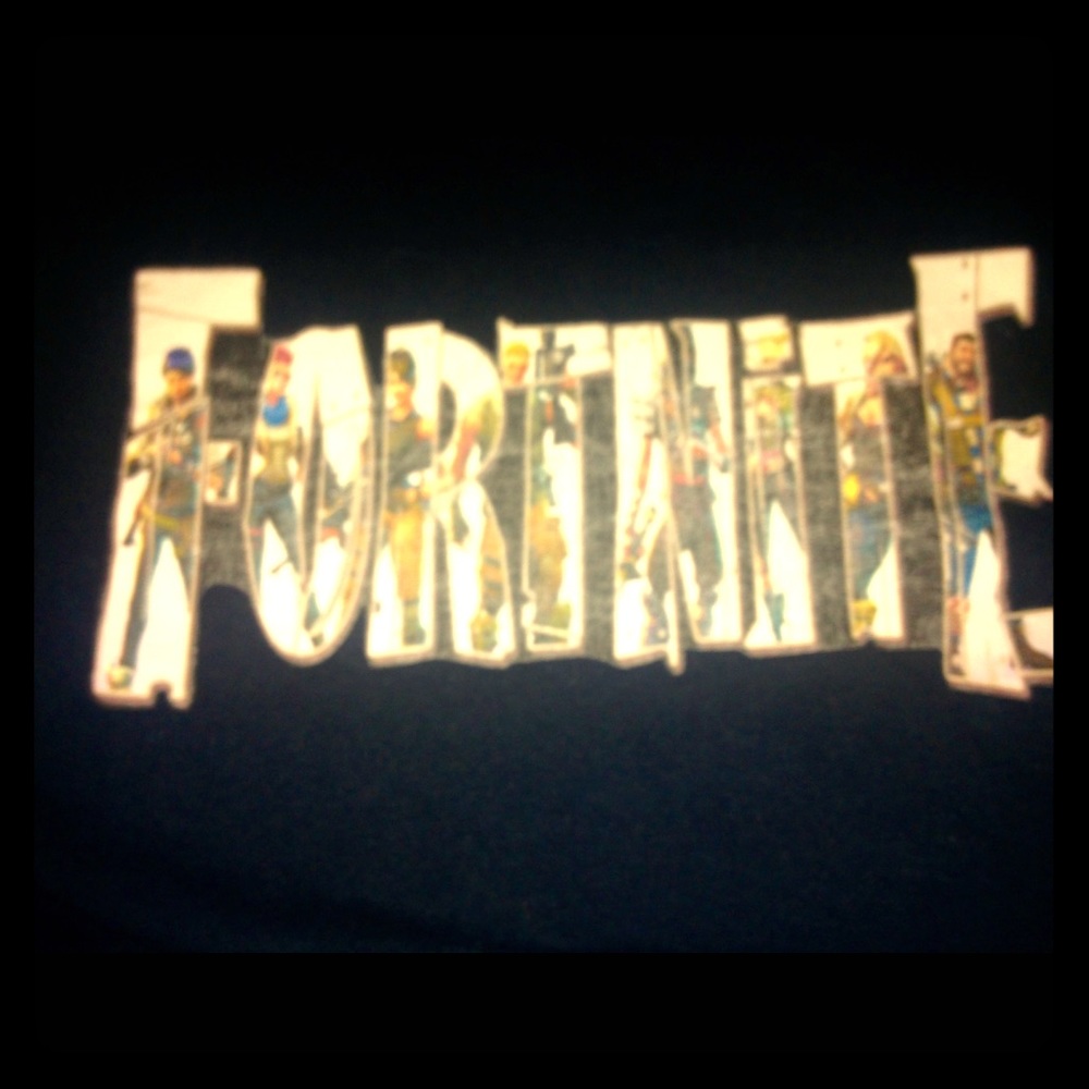 Fortnite boys size 14 shirt